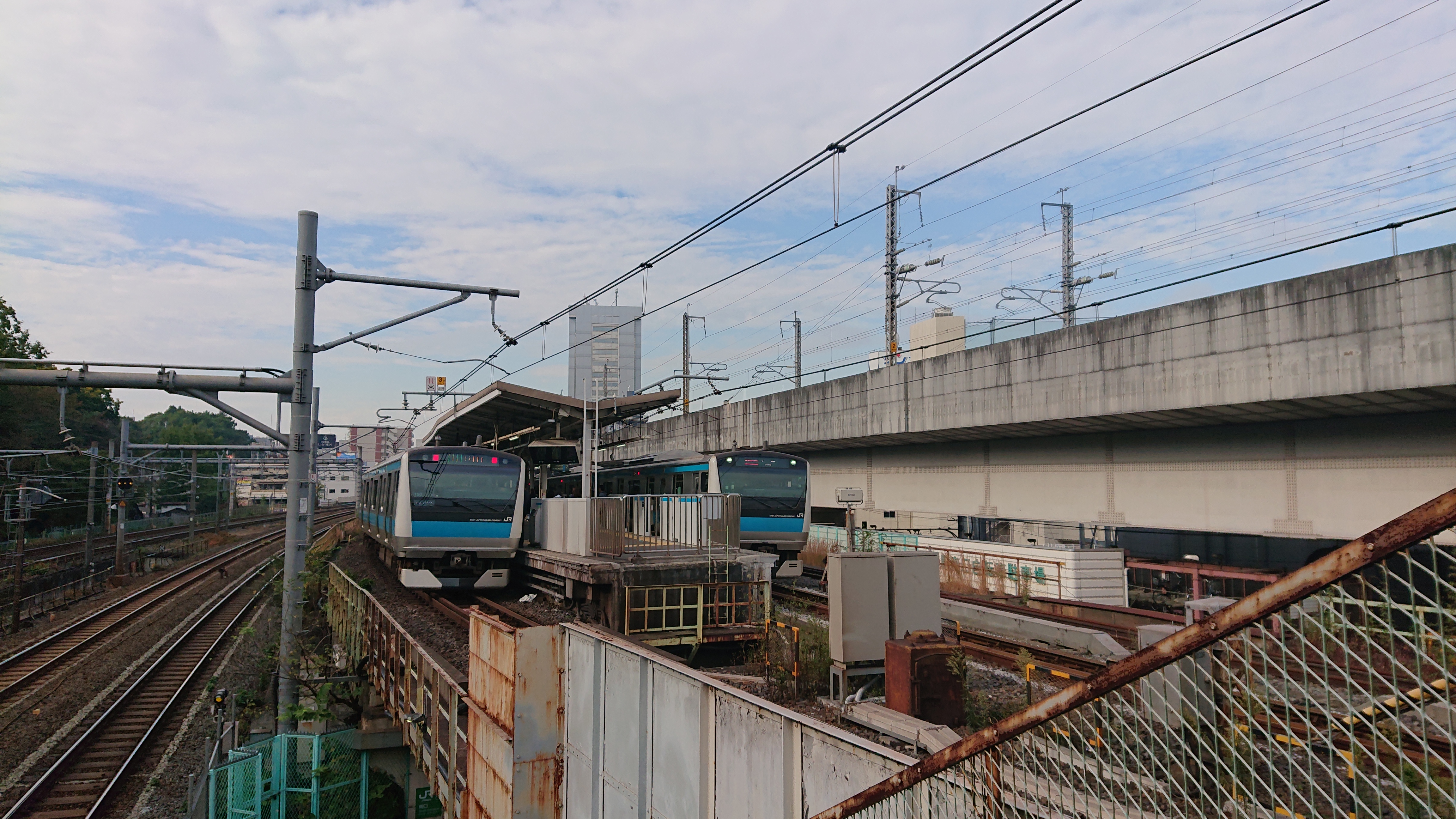 トレインビュー公園 王子駅にある飛鳥山公園は鉄道を楽しめるポイントがいっぱい 出発進行