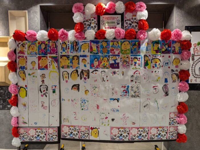 市川ママ駅の子ども達の似顔絵