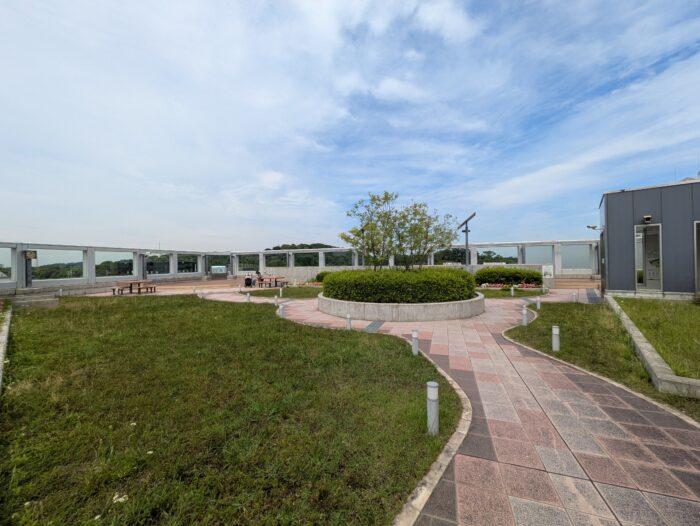 みくにん広場