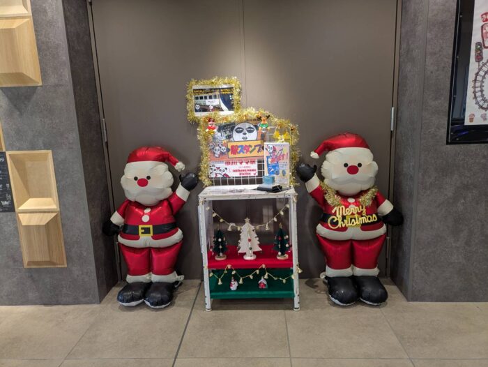 市川真間駅のサンタ