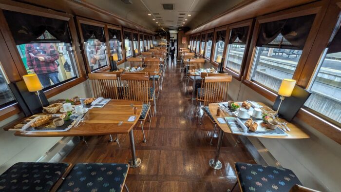 丹後くろまつ号の車内