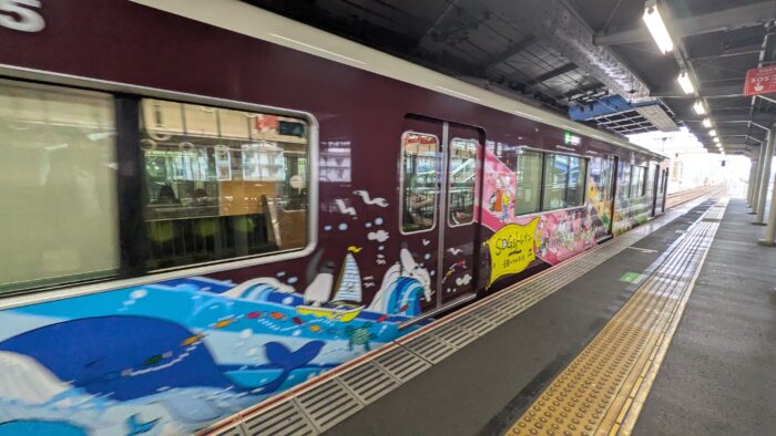 阪急SDGsトレインのデザインが素敵