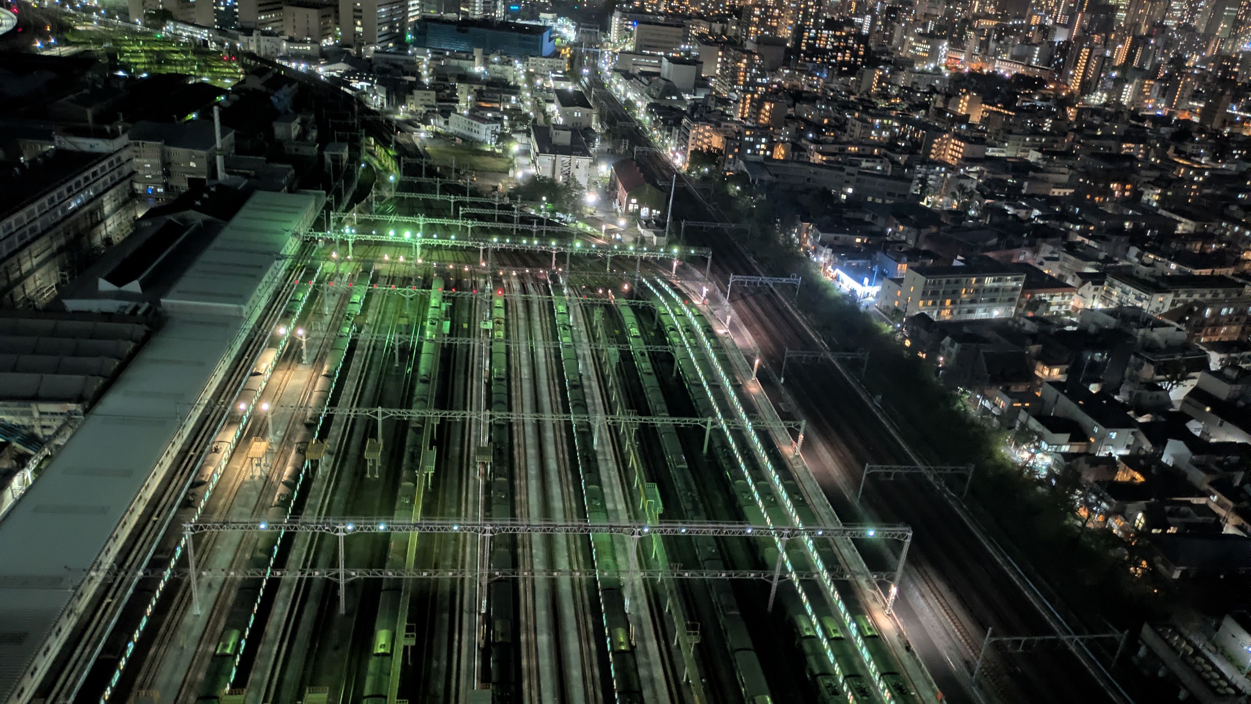 大井町トラックスのルーフトップバーからの眺望