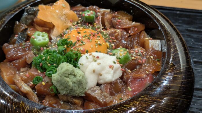 鮨隆のまかない丼