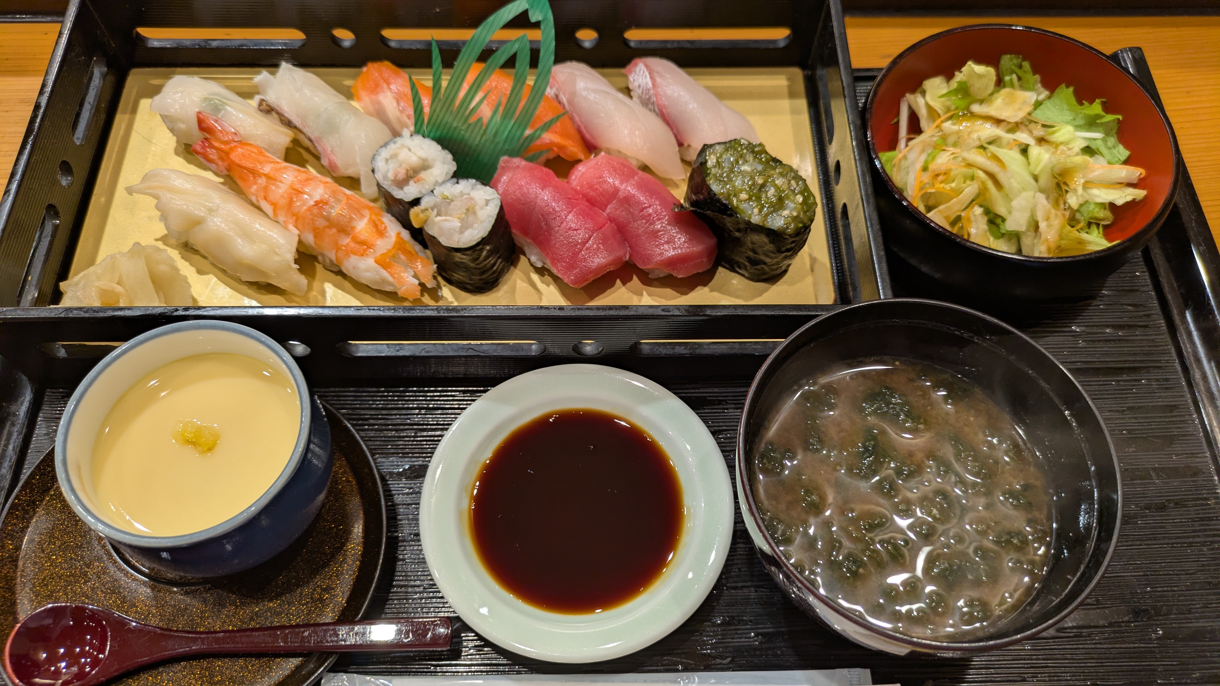 鮨隆のランチセット