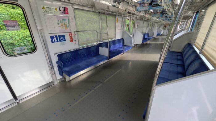 スタジオツアー東京エクスプレスの先頭車両